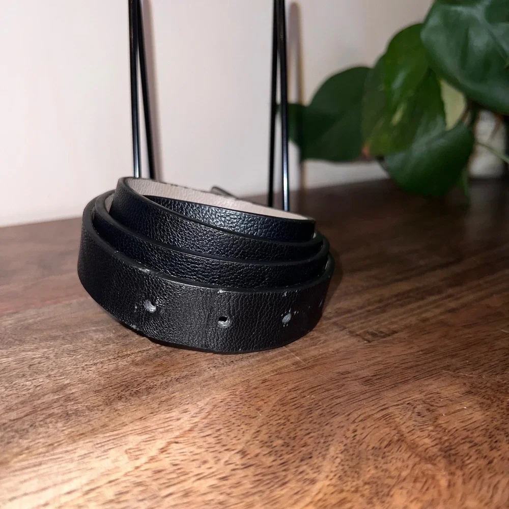 Liz Claiborne Black/Grey‎  Reversible Belt Womens Size L Silver Buckle